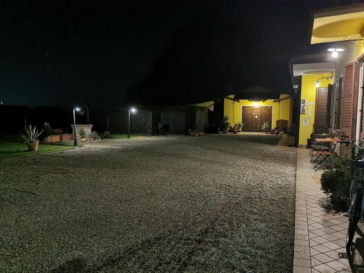 Casa Di Campagna B&B La Corte Ferrara Exterior photo