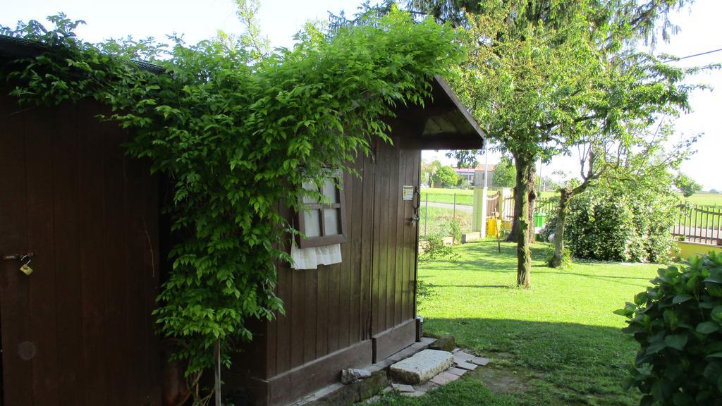 Casa Di Campagna B&B La Corte Ferrara Exterior photo
