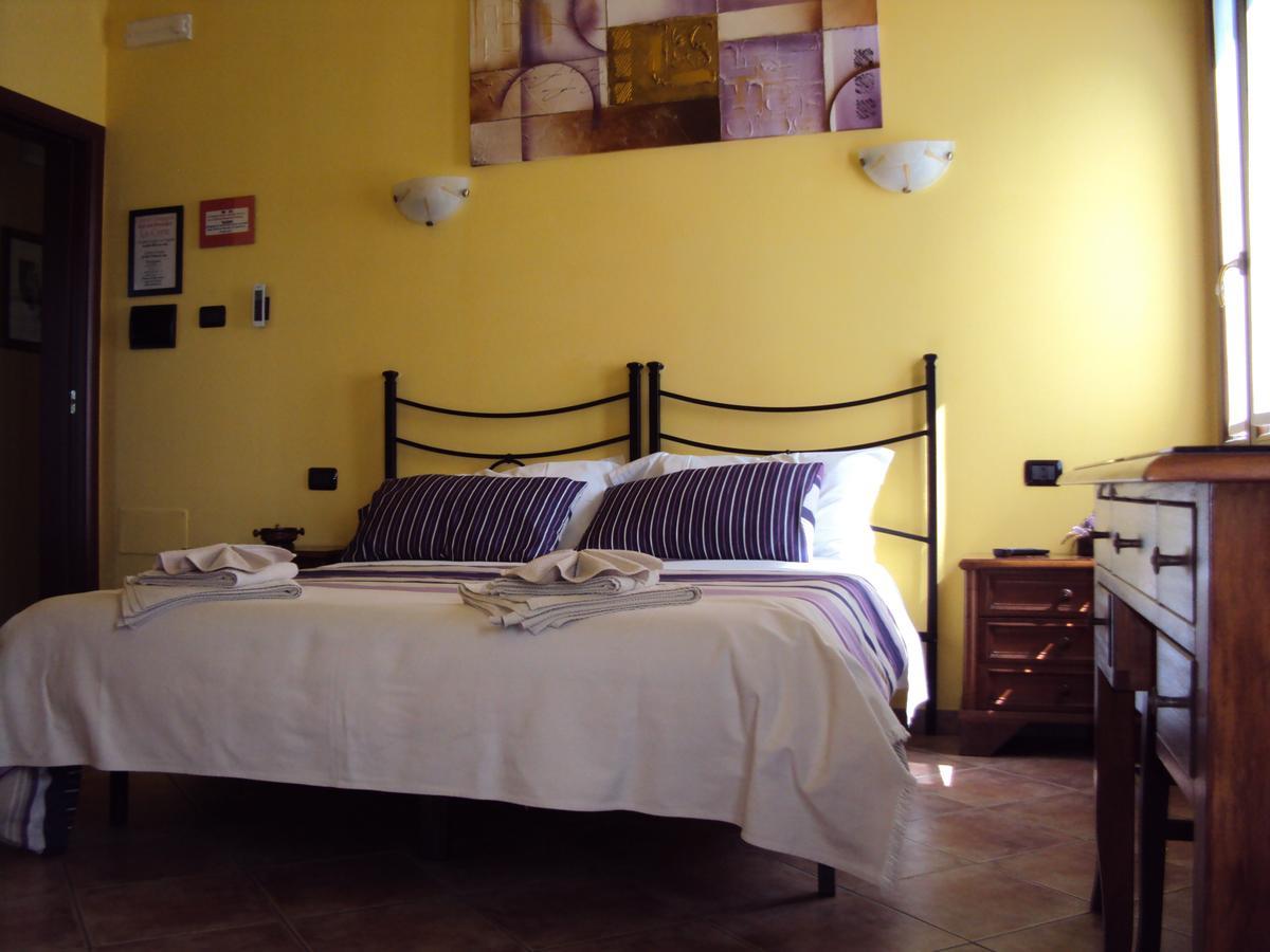 Casa Di Campagna B&B La Corte Ferrara Exterior photo